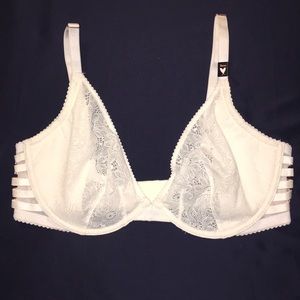 Victoria's secret lace bra size 36DD